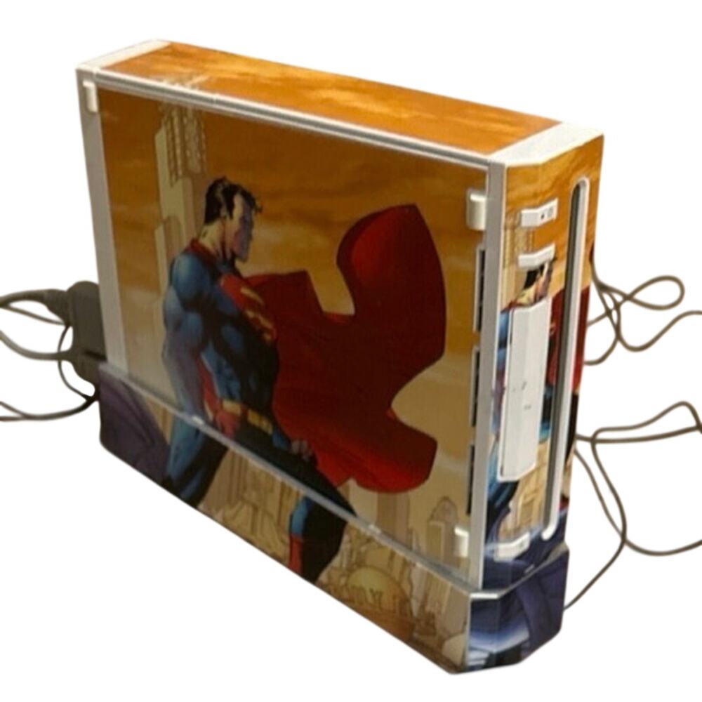 Nontendo Wii superman wrapped Wii console with 1 controller & 2 good Games Works